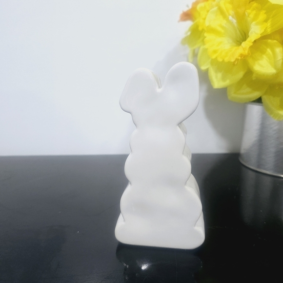 Rae Dunn Easter Bunny Figurine"HAPPY EASTER" - Picture 4 of 8